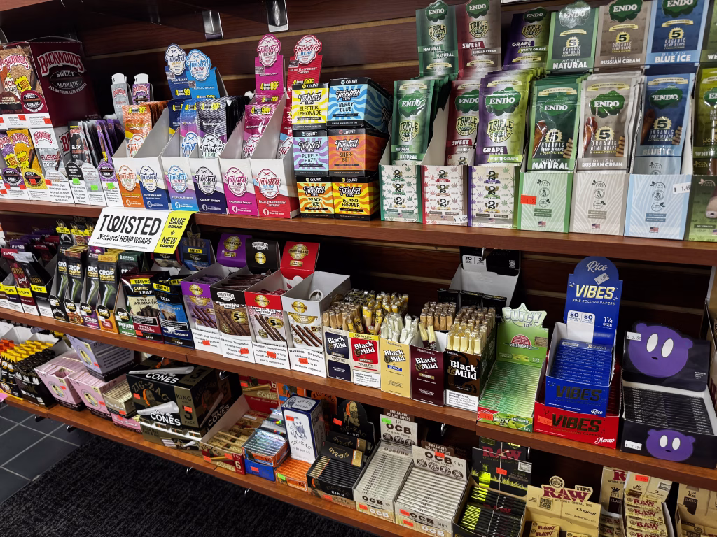 rolling-papers-wraps-cones-420-smoke-shop-Lawrence-KS